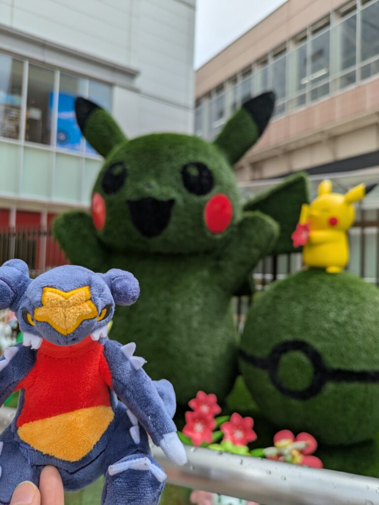 宝可梦中心东北店大门前